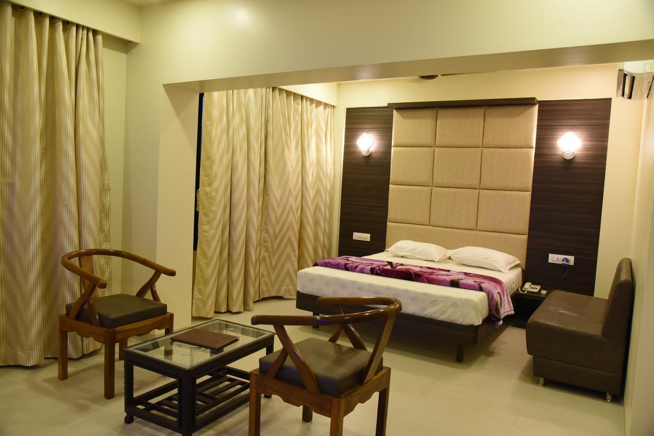 K D Residency Kalyān Exterior foto